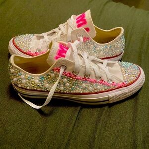 Converse Cristal custom low shoes size 4 youth
